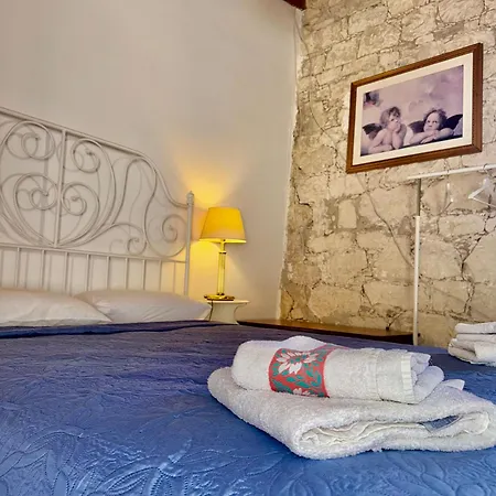 Cornaro House * Arsos