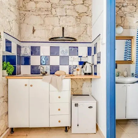 Cornaro House * Arsos