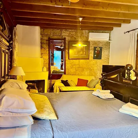 Cornaro House * Arsos