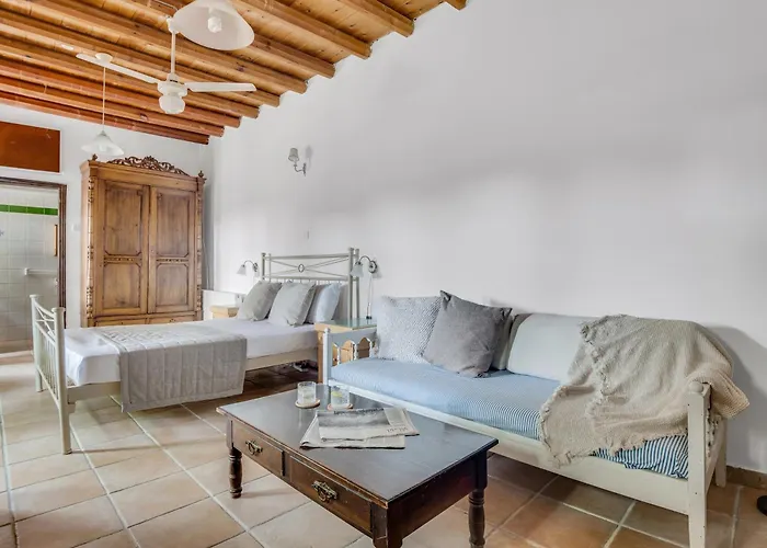 科尔纳罗乡村民宿 *