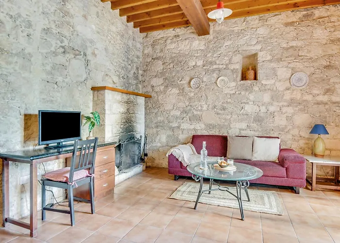 科尔纳罗乡村民宿 *