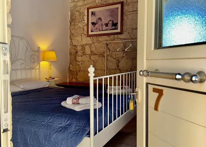 科尔纳罗乡村民宿 *