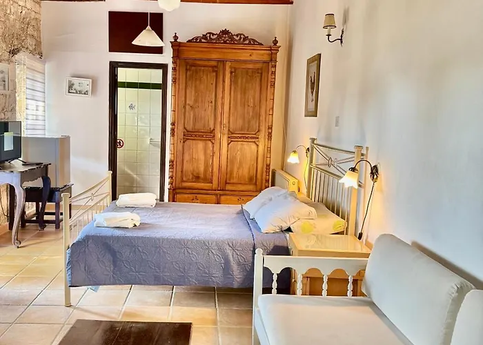 科尔纳罗乡村民宿 *